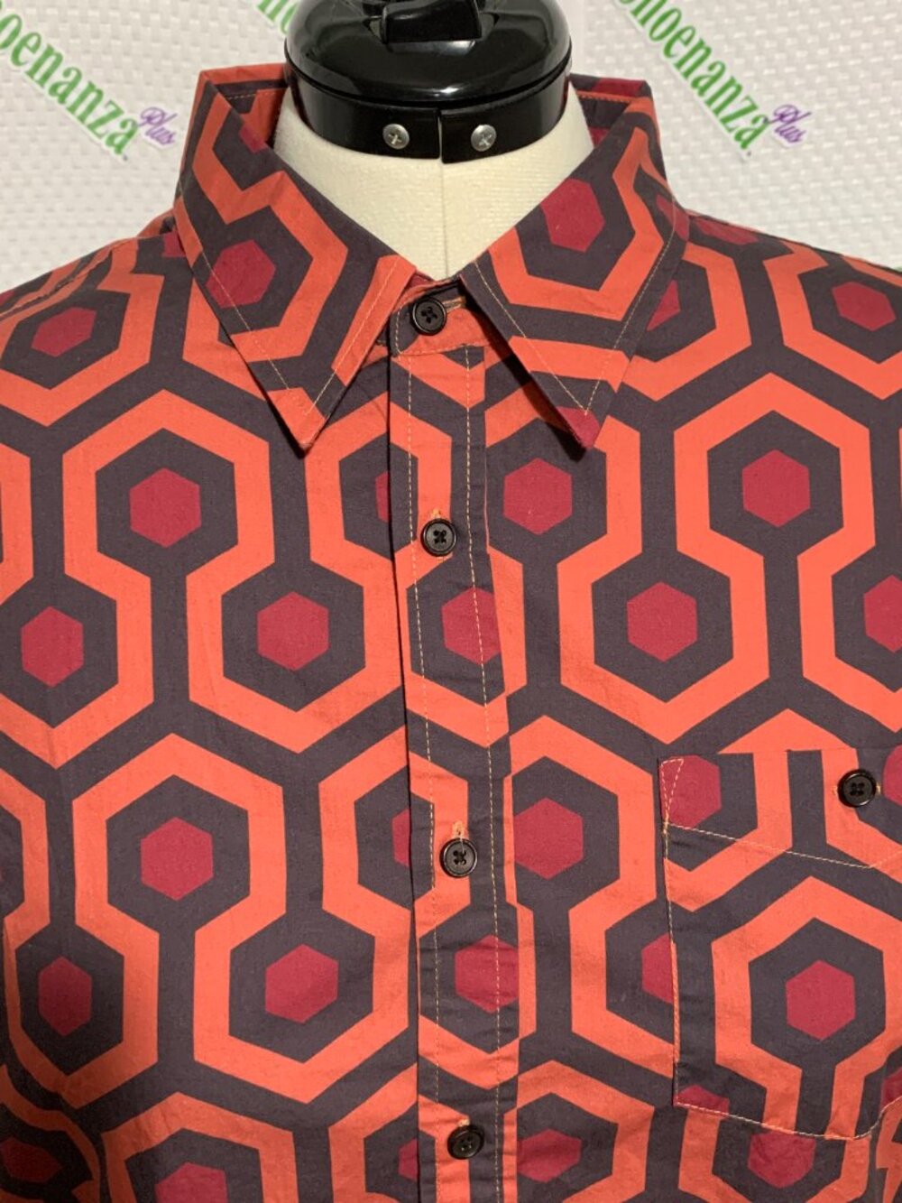 Middle Of Beyond Button Down Shirt The Shining Hotel Carpet Print MOB Mens XL - Picture 2 of 4